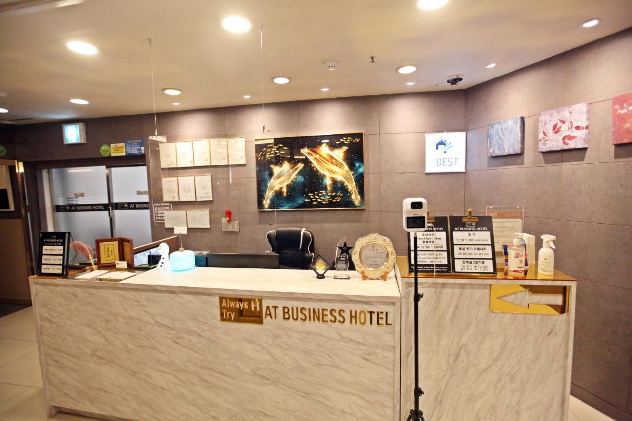 Changwon At Business Hotel Exterior foto
