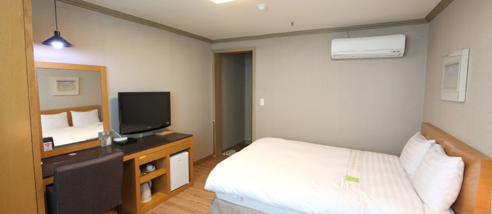 Changwon At Business Hotel Exterior foto